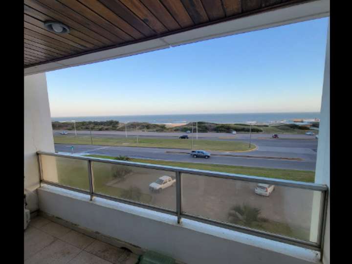 Apartamento en alquiler en Punta Del Este