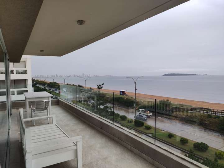 Apartamento en alquiler en Pinares, Maldonado