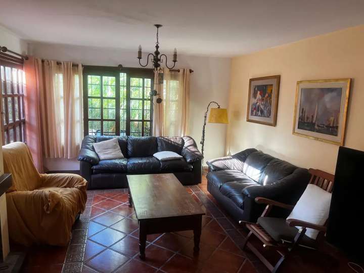 Casa en venta en Bartolito Mitre, Montevideo