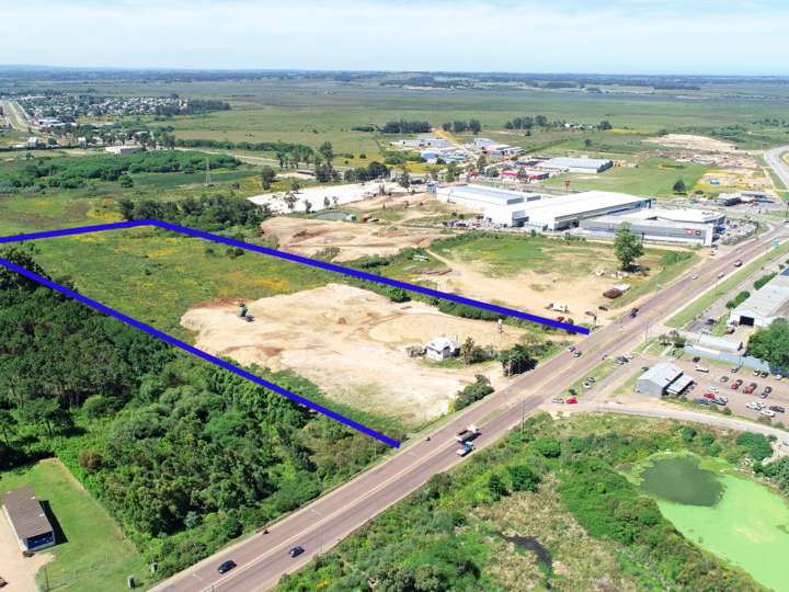 Terreno en venta en Avenida Doctor Luis Alberto de Herrera, Maldonado