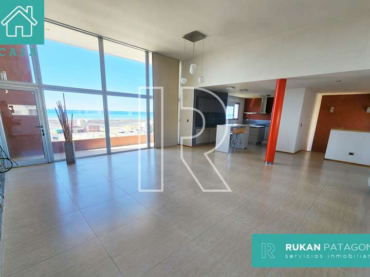 Casa en venta en Bernardino del Hoyo, 1738, Santa Cruz