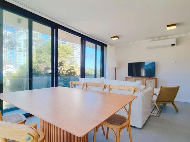 Apartamento en alquiler en Punta Del Este