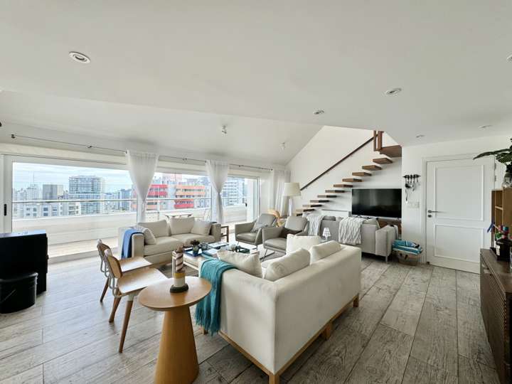 Apartamento en venta en Rambla Lorenzo Batlle Pacheco, Maldonado