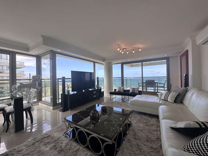 Apartamento en venta en Punta Del Este
