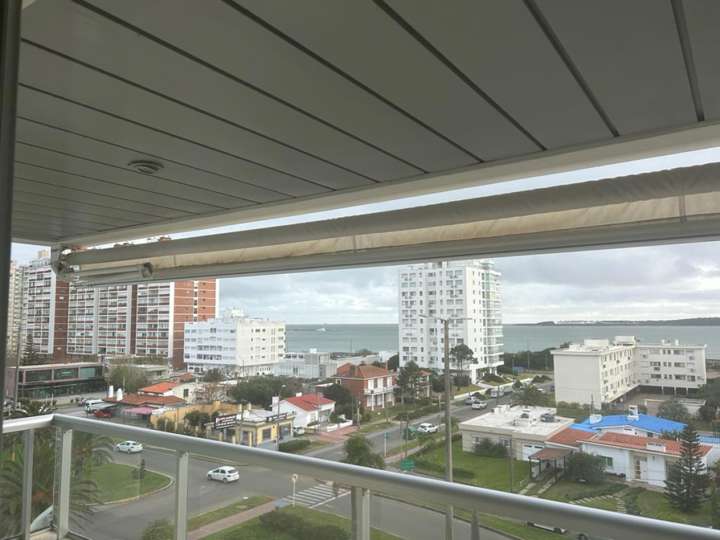 Apartamento en venta en Rambla Doctor Claudio Williman, Maldonado