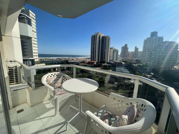 Apartamento en venta en Punta Del Este