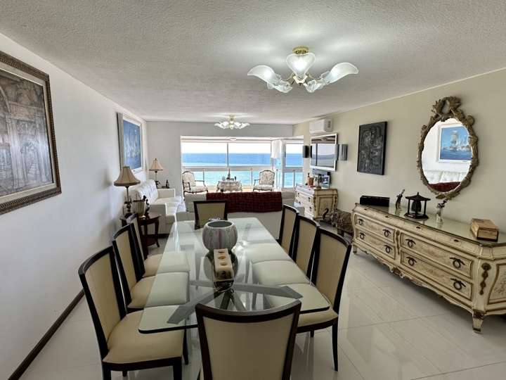 Apartamento en alquiler en Punta Del Este