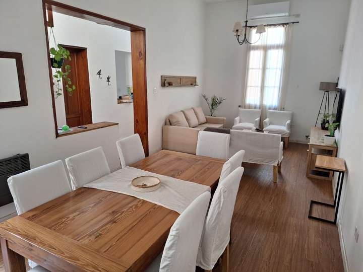 Casa en venta en Cosquín, 121, Ciudad Autónoma de Buenos Aires
