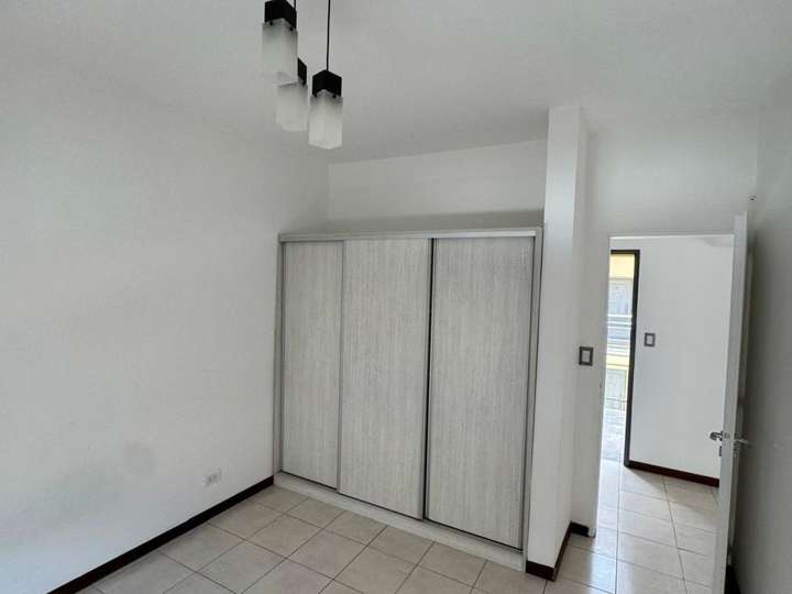 Departamento en venta en Reverendo Padre Ansaldo, 631, Buenos Aires