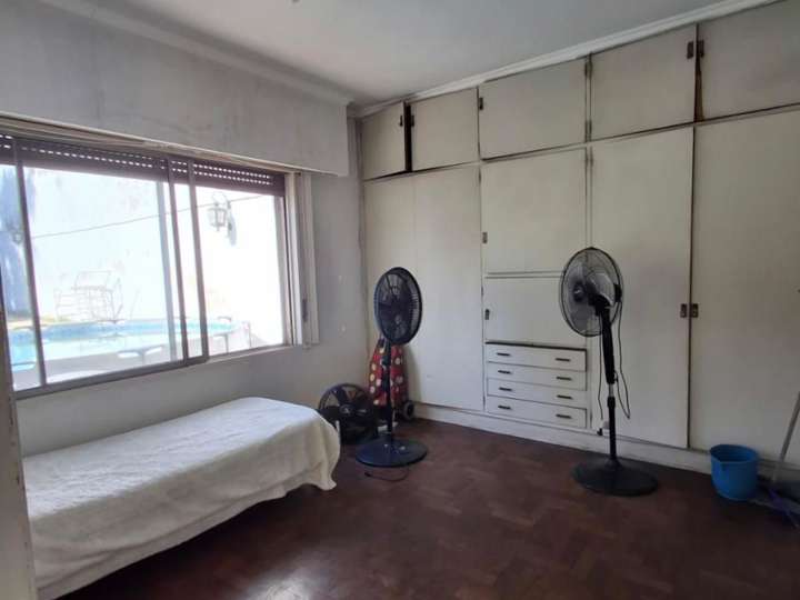 Casa en venta en Avenida Eva Perón, Ciudad Autónoma de Buenos Aires