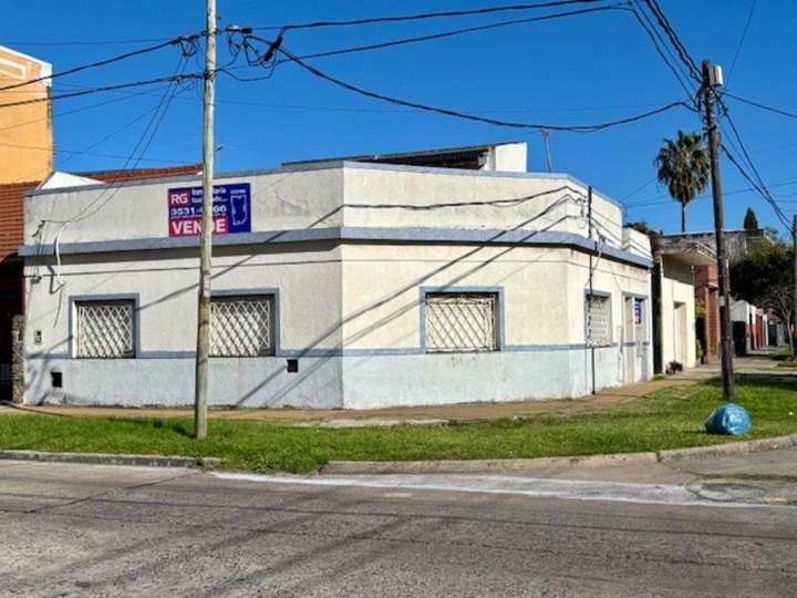 Casa en venta en Cerrito, 1983, Buenos Aires