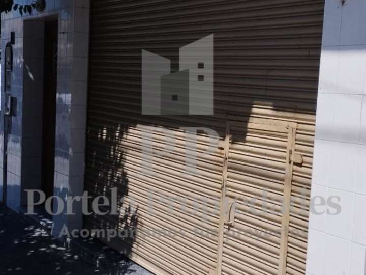 Comercial / Tienda en alquiler en Primera Junta, 668, Haedo