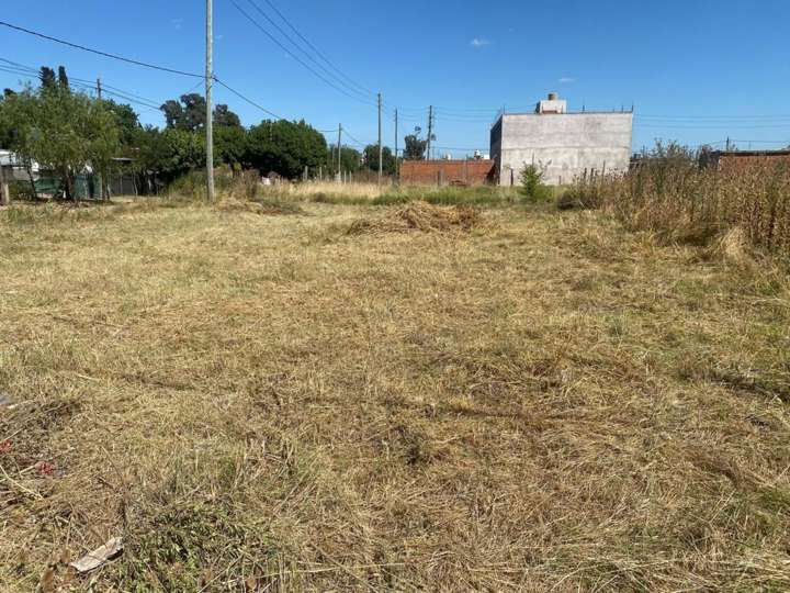 Terreno en venta en Larreta, Buenos Aires