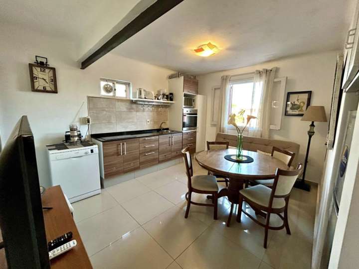 Apartamento en venta en El Estrecho (Calle 17), Punta Del Este