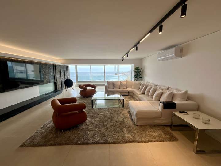 Apartamento en venta en Punta Del Este