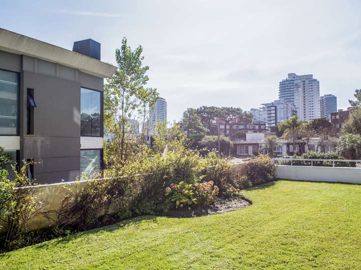 Apartamento en venta en Punta Del Este