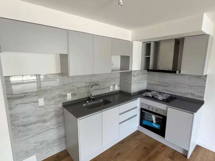 Apartamento en venta en Mburucuyá, Montevideo