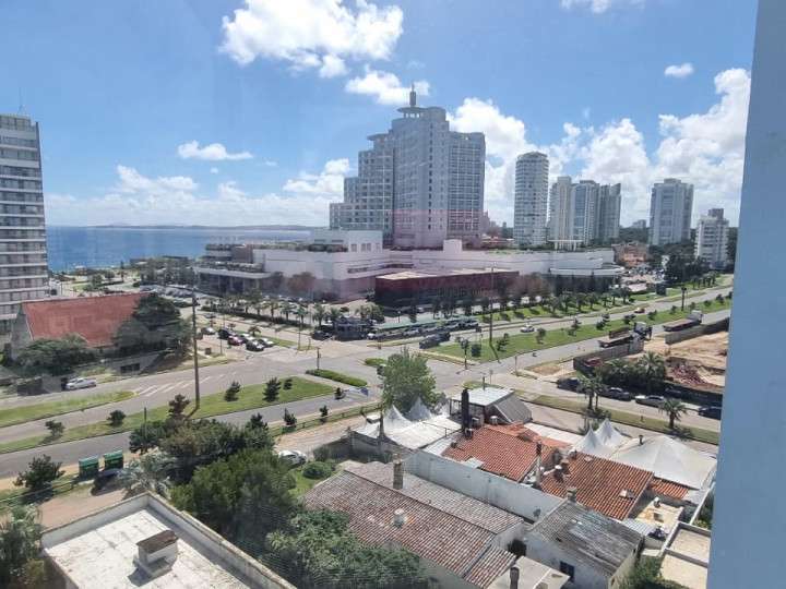 Apartamento en venta en Punta Del Este
