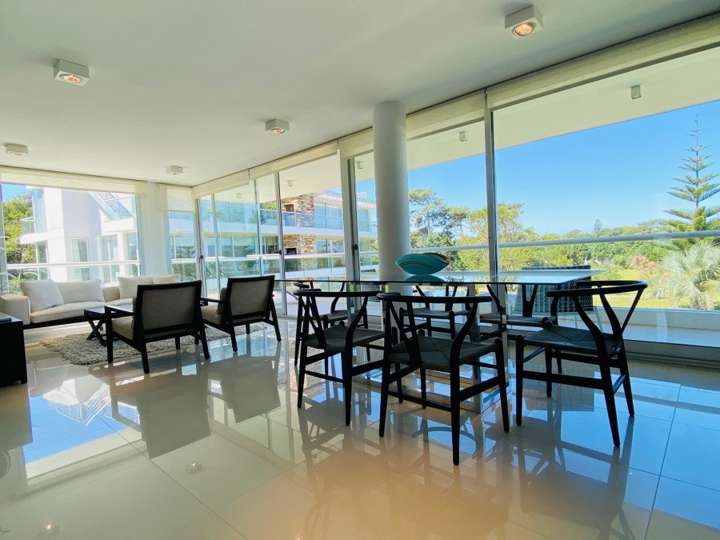 Apartamento en venta en Punta Del Este