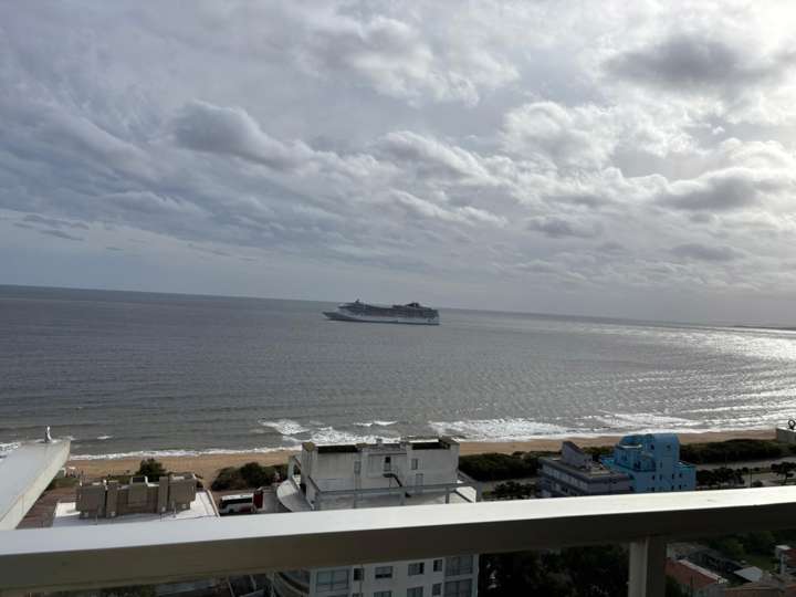 Apartamento en venta en Punta Del Este