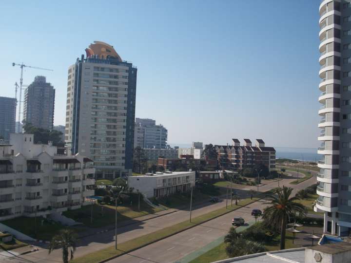 Apartamento en venta en Punta Del Este