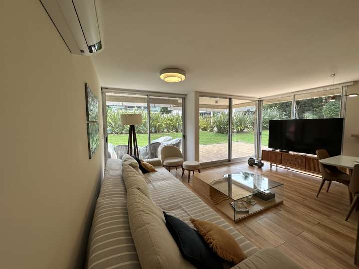 Apartamento en venta en Arcobaleno, Maldonado