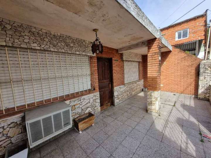 Casa en venta en Mascagni, Hurlingham