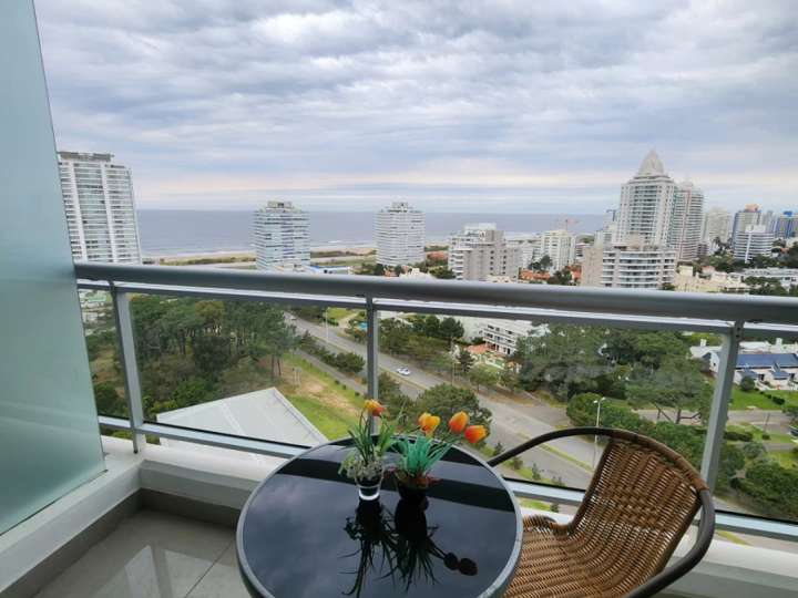 Apartamento en venta en Punta Del Este