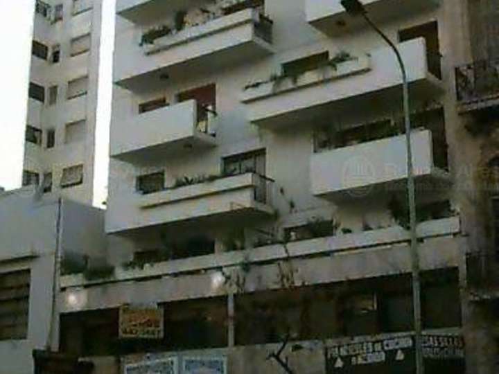 Cochera en venta en Avenida Belgrano, 1737, Ciudad Autónoma de Buenos Aires