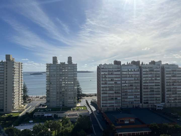 Apartamento en venta en Bulevar General José Gervasio Artigas, Punta Del Este