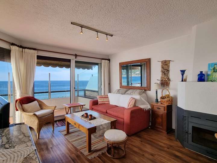 Apartamento en venta en Rambla de Los Argentinos, Piriápolis