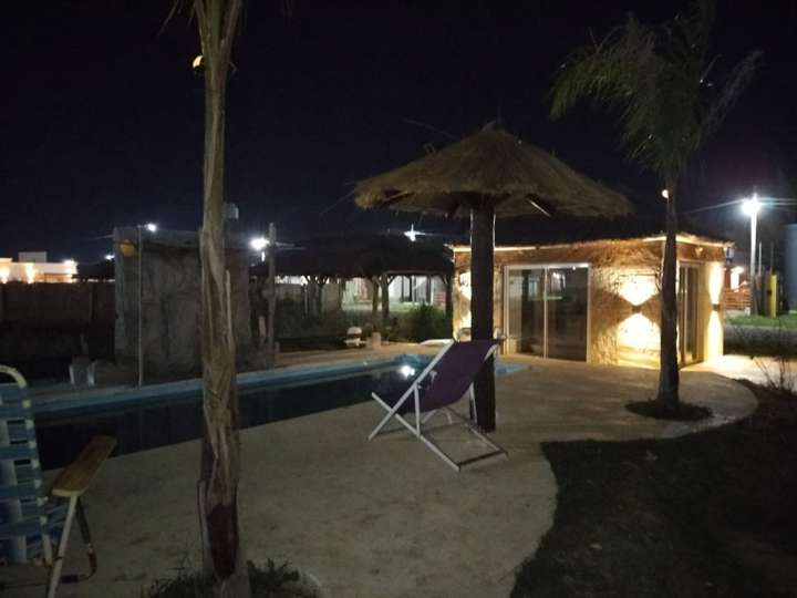 Casa adosada en venta en Partido de General Rodríguez, Buenos Aires