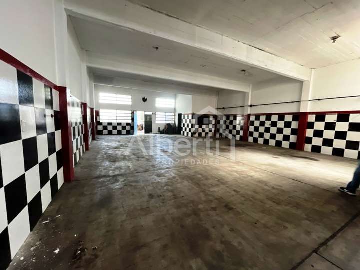 Comercial / Tienda en venta en Manuel Láinez, 2366, Haedo