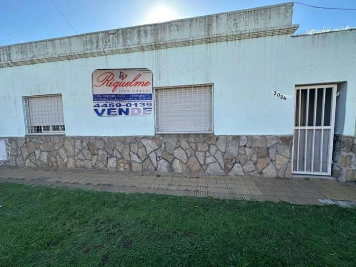 Casa en venta en Génova, Hurlingham