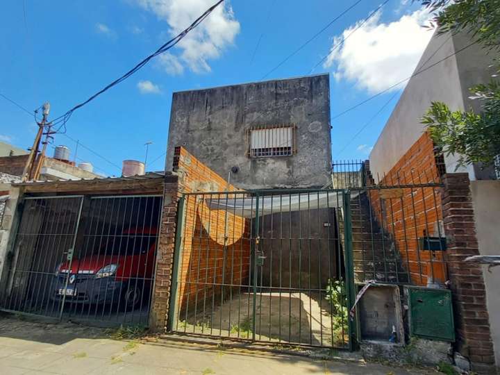 Casa en venta en Juncal, 943, Aldo Bonzi