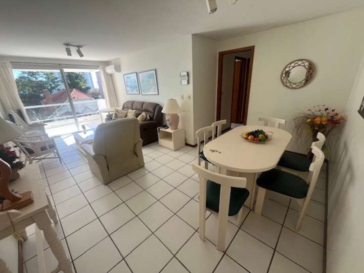 Apartamento en venta en Bulevar General José Gervasio Artigas, Punta Del Este