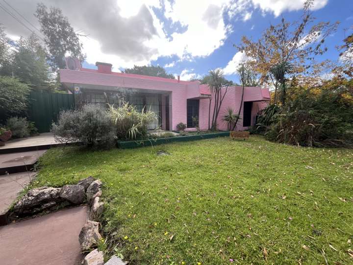 Casa en venta en Avenida Francisco Acuña de Figueroa, Maldonado