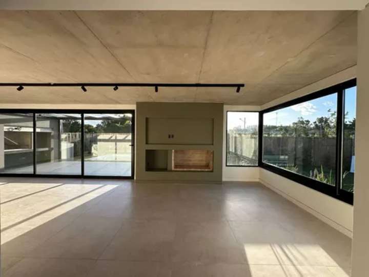 Casa en alquiler en Fuente de Agua, Montevideo