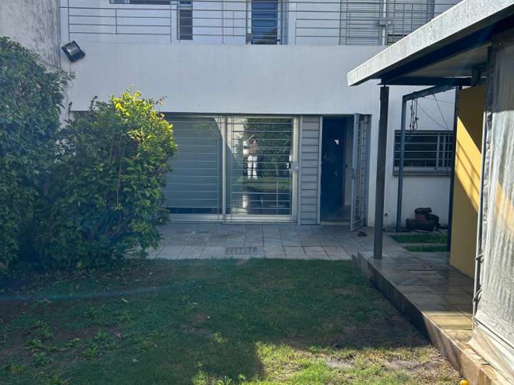 Casa en venta en Luis B. Cavia, Montevideo