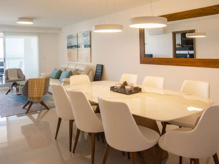 Apartamento en venta en Punta Del Este