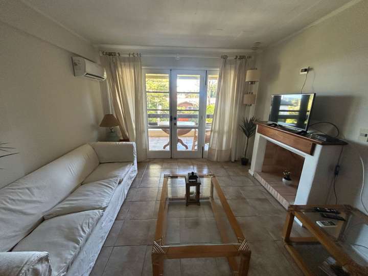 Apartamento en alquiler en Punta Del Este