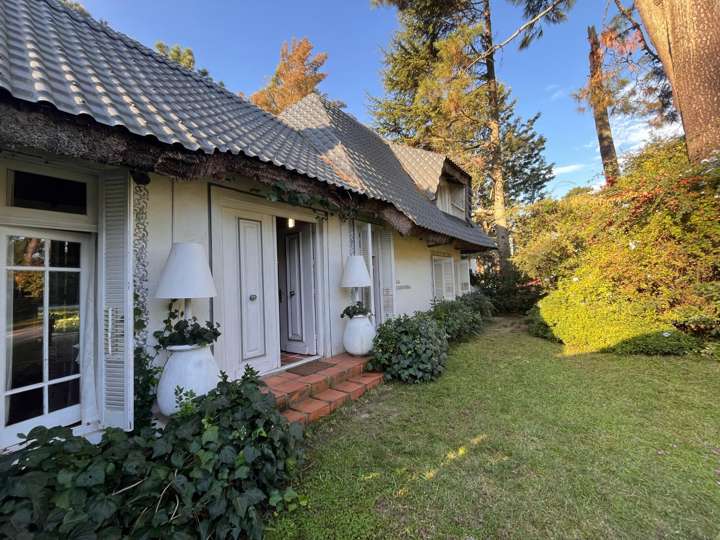 Casa en venta en Pinares, Maldonado