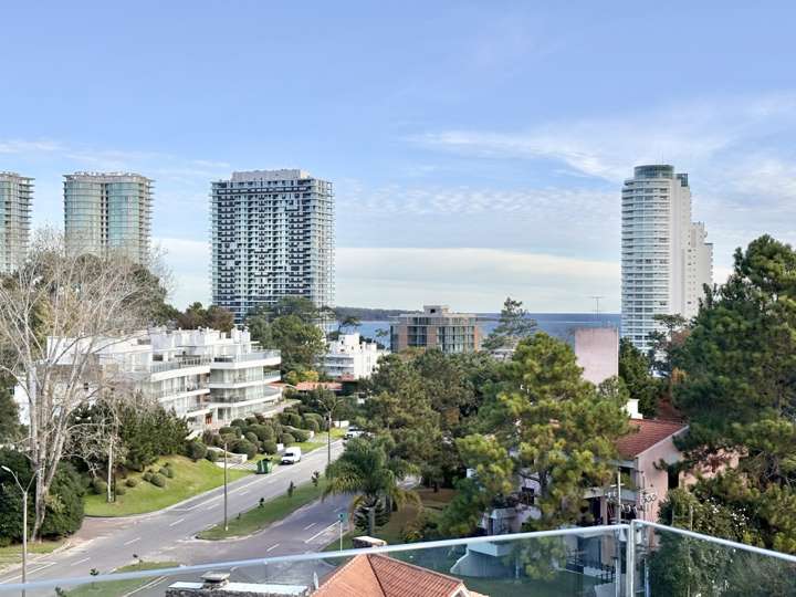 Apartamento en venta en Punta Del Este