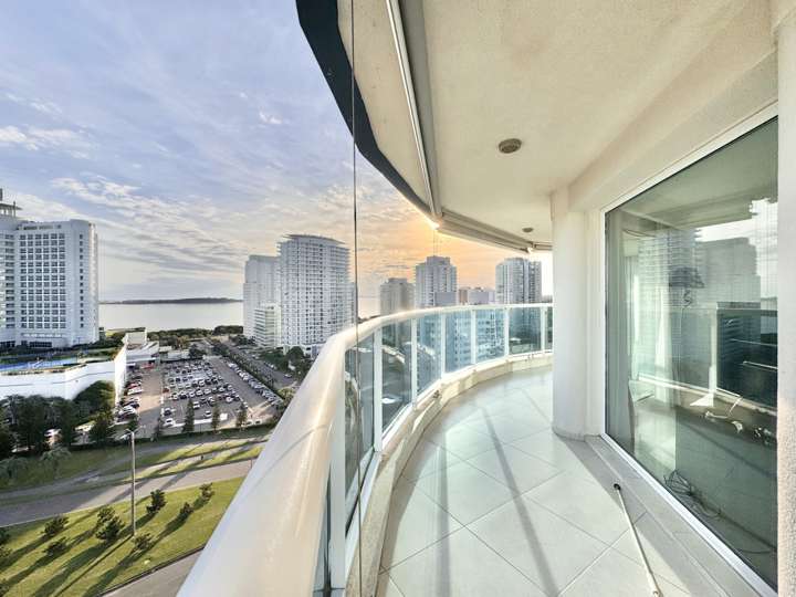 Apartamento en venta en Punta Del Este