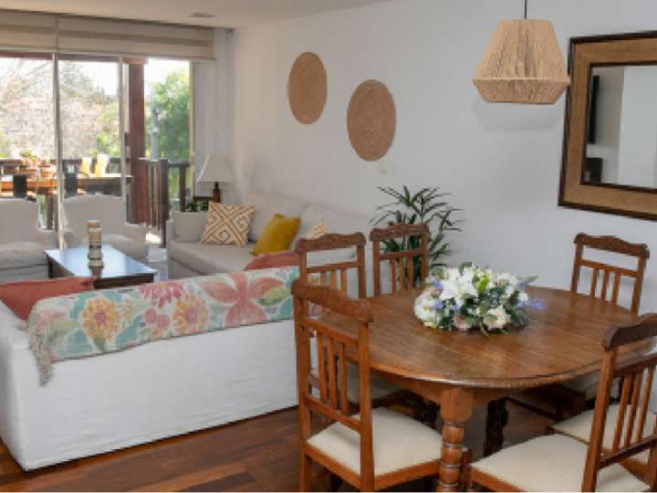 Apartamento en venta en Carrasco, Montevideo