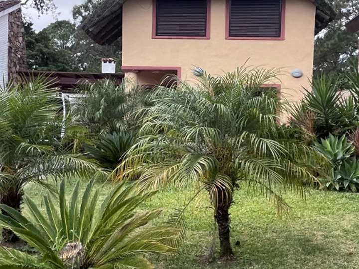 Casa en venta en Pinares, Maldonado