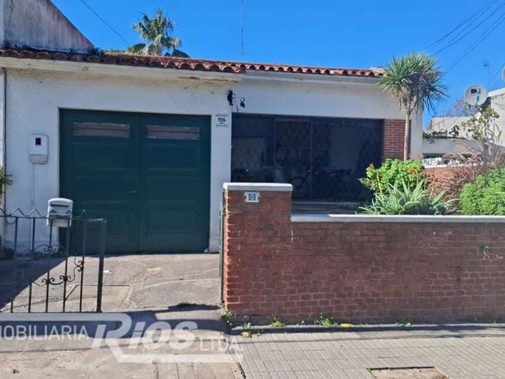 Casa en venta en Bell, Montevideo