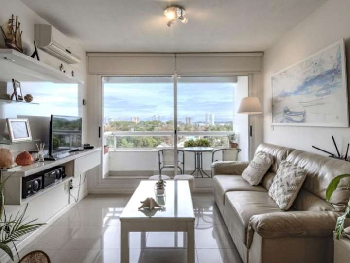 Apartamento en venta en Avenida Franklin Delano Roosevelt, Maldonado