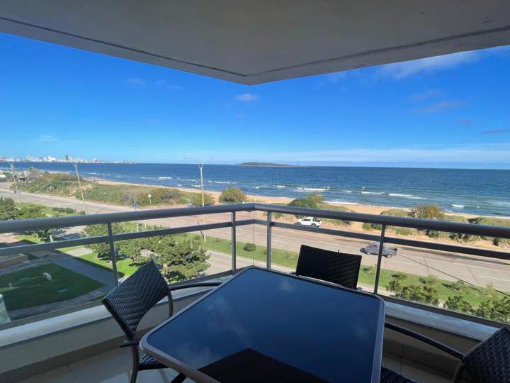 Apartamento en venta en Rambla Doctor Claudio Williman, Maldonado