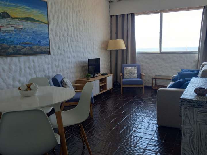 Apartamento en venta en Rambla Lorenzo Batlle Pacheco, Punta Del Este